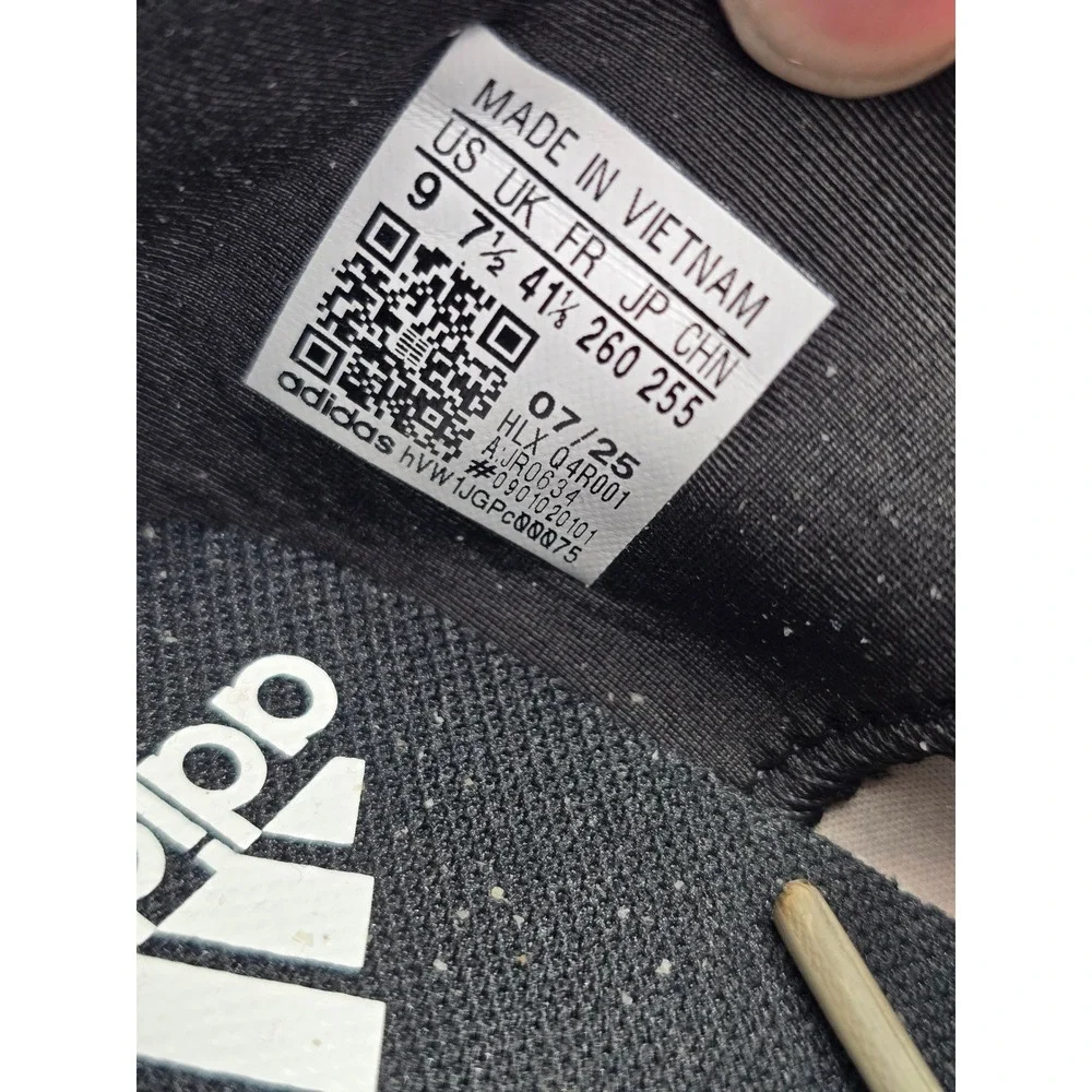 adidas lightweight slip